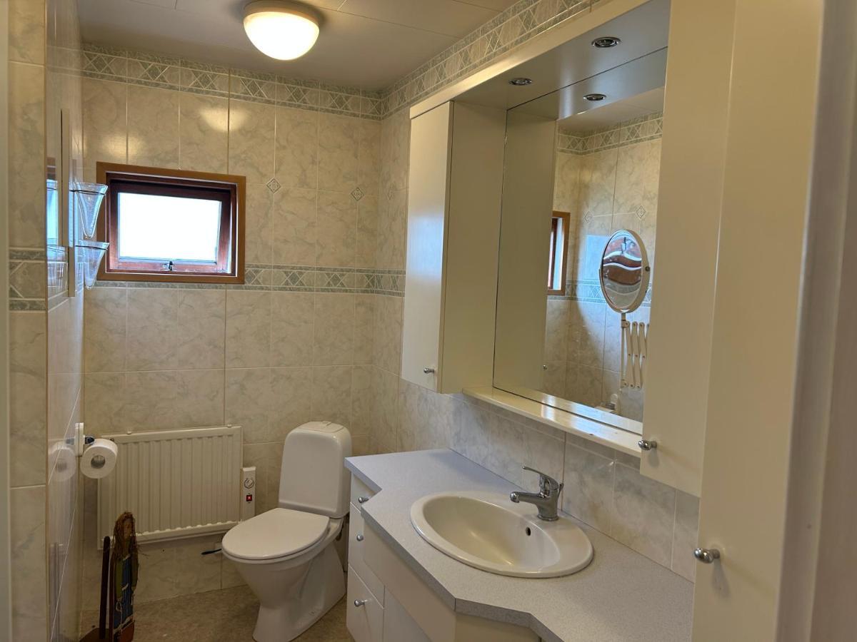 Apartment The Painter's House With View And Balcony Siglufjordur